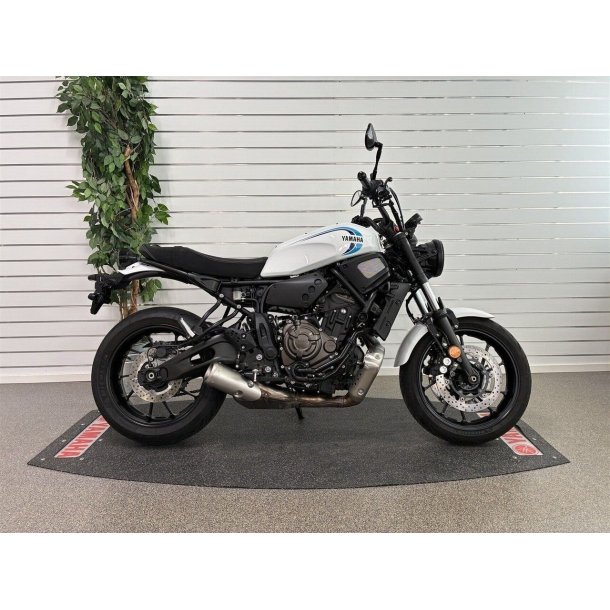 Yamaha XSR700 ABS 2023