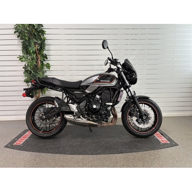 Kawasaki Z650 RS 2022