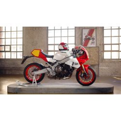 Yamaha XSR900 GP - Power Grey - 2024