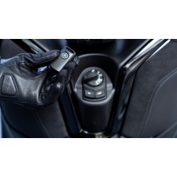 Yamaha XMAX 300 Tech Max+ - Ceramic Grey - 2026