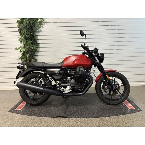 Moto Guzzi V7 III Stone ABS 2020