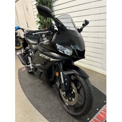 Yamaha YZF-R3 ABS 2025