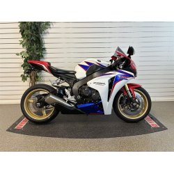 Honda CBR1000RR Fireblade 2010