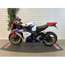 Honda CBR1000RR Fireblade 2010
