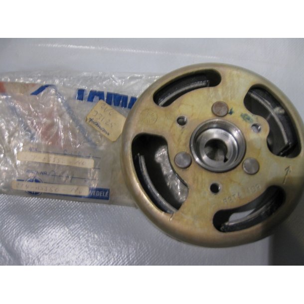 Rotor	2T4-85550-M0