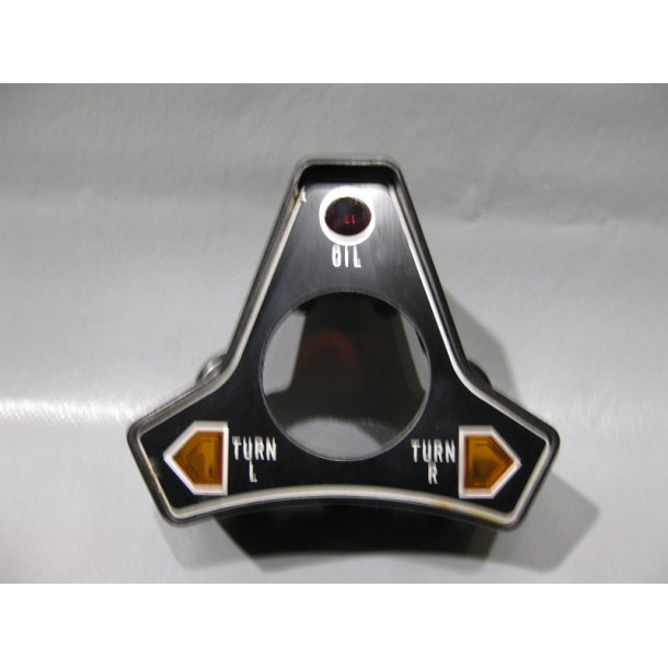 Pilot box upper XS650 584-83568-00