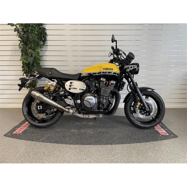 Yamaha XJR 1300 60th Anniversary 2017