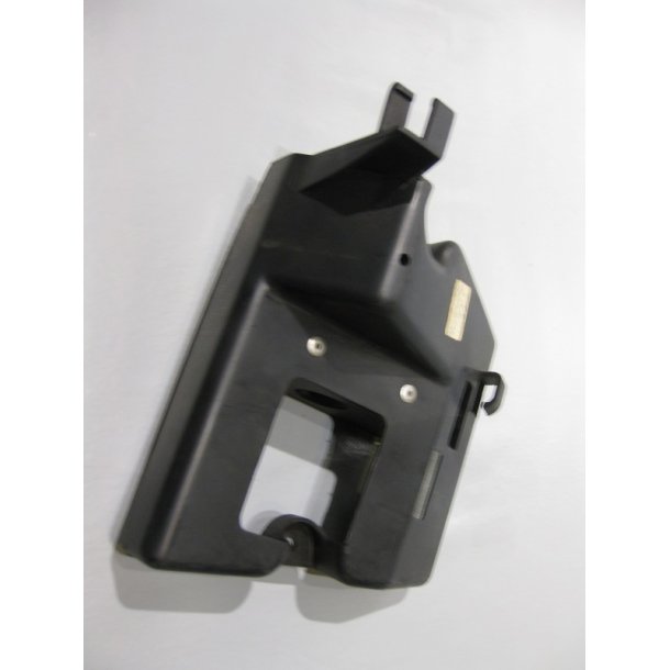 Boks XV920 5A8-W2121-00