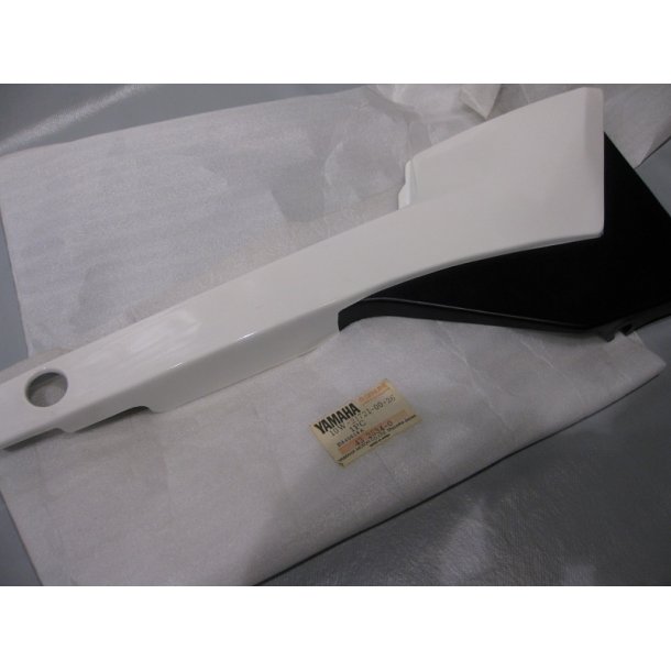 Side dksel Hjre RD125LC 86-	10W-21721-00-36